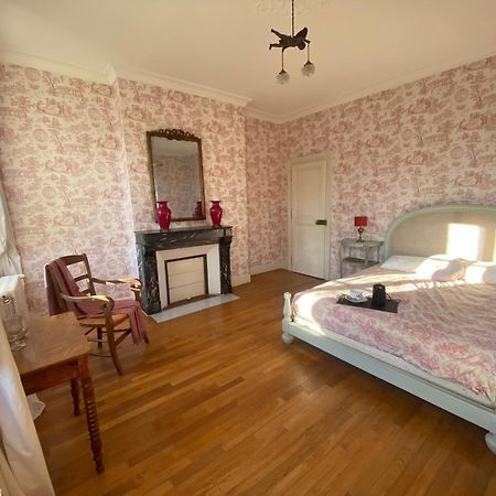 Chateau De Roberville Machemont Luaran gambar