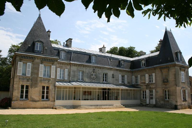 Chateau De Roberville Machemont Luaran gambar